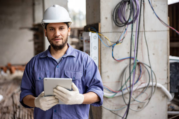Best Licensed Electrician  in Moweaqua, IL